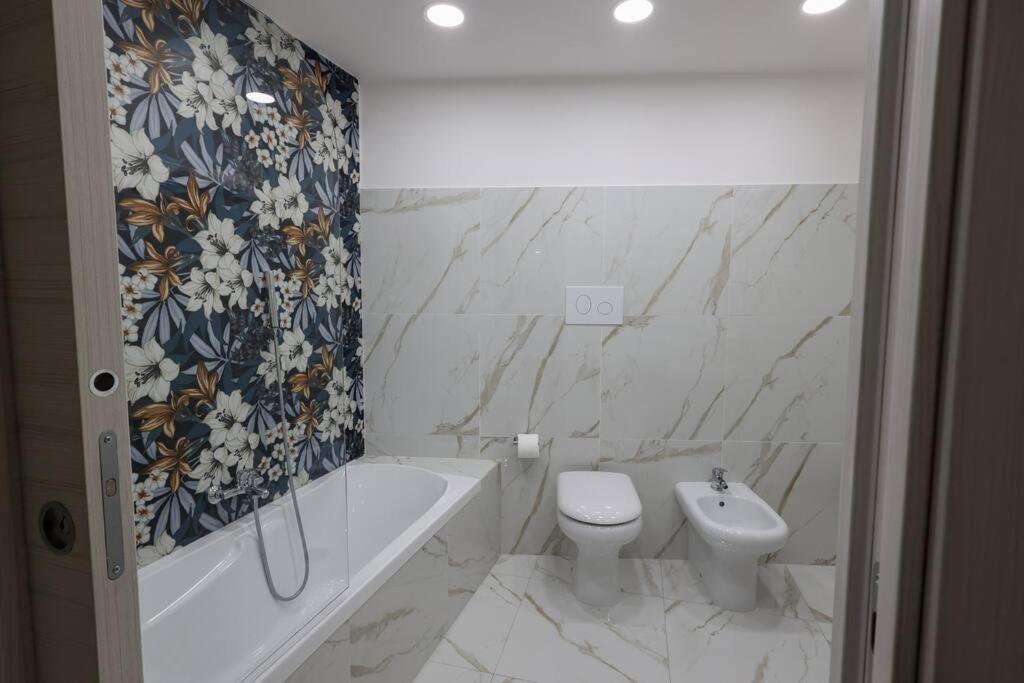 דירות נאפולי 'A Casa D'Annare מראה חיצוני תמונה