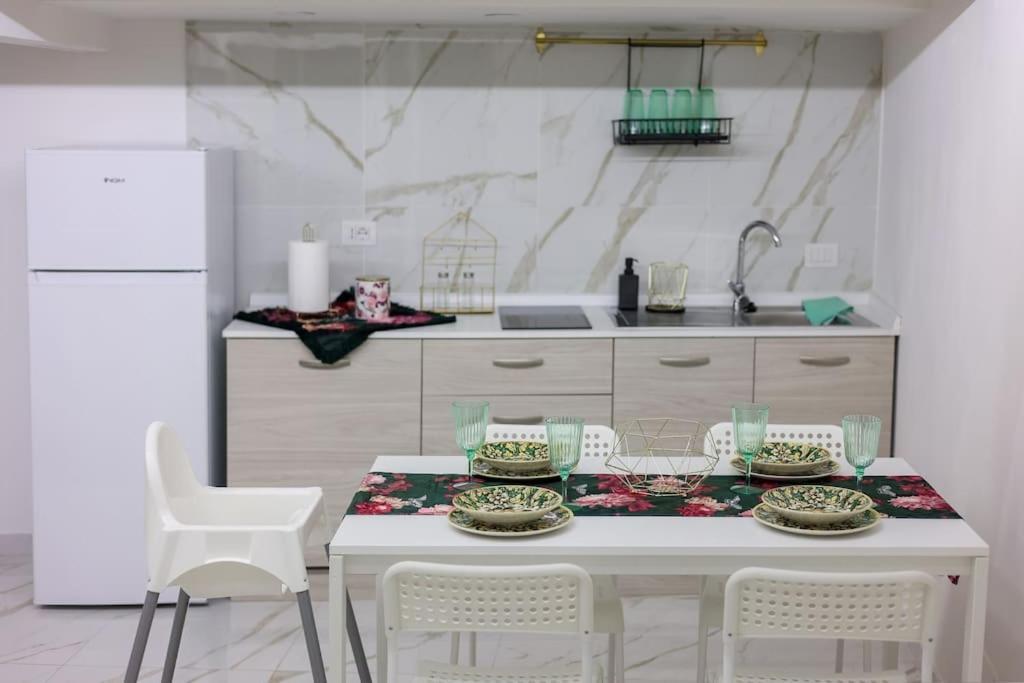 דירות נאפולי 'A Casa D'Annare מראה חיצוני תמונה