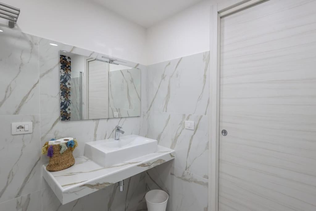 דירות נאפולי 'A Casa D'Annare מראה חיצוני תמונה